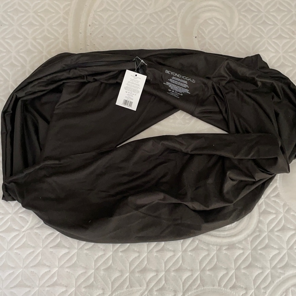 Beyond Yoga infinity scarf